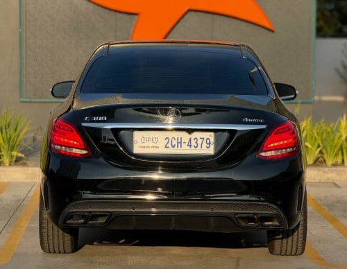🚘Mercedes C300 🆙 C63 2015 ឡានមូលថ្នាំសុីនមួយជុំ 💵កាន់លុយ9000$ដកឡាន