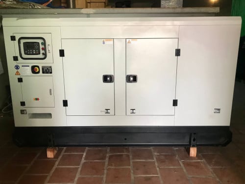 ម៉ាសុីនភ្លើងYUCHAI120KVA
