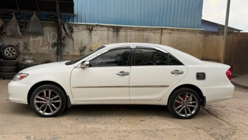 02 LE ABS ក្នុងលឿង ធានាឡានស្អាតតម្លៃល្អ
