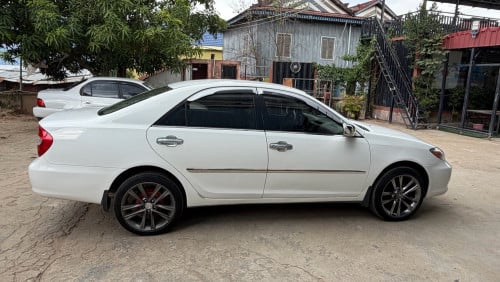 02 LE ABS ក្នុងលឿង ធានាឡានស្អាតតម្លៃល្អ