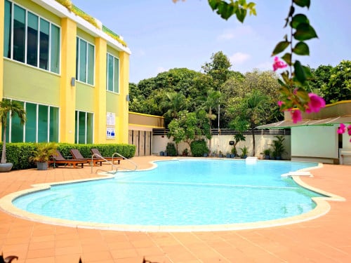 2 Bedroom 2 Bathroom Condo For Rent