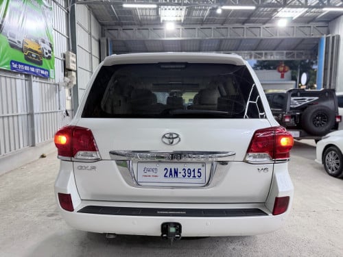 2013 Toyota Land Cruiser Full Option ទើបរៀបចំហើយ