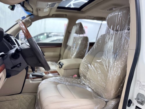 2013 Toyota Land Cruiser Full Option ទើបរៀបចំហើយ