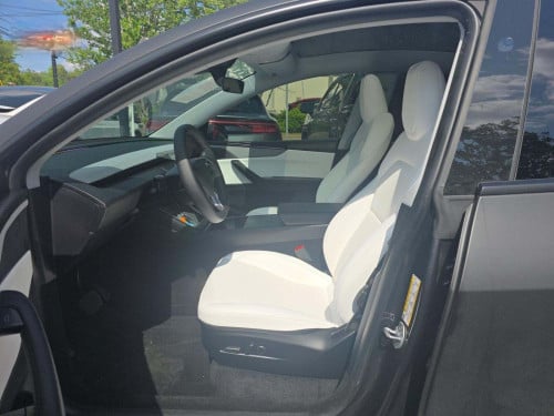 2026 Tesla Model Y Long Range