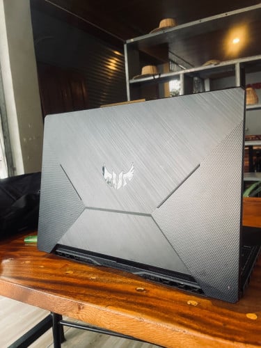 ASUS TUF GAMING F15