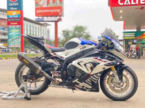 BMW S1000rr ពន្ធពេញឆ្នាំ