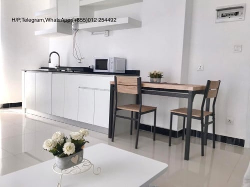 Brand New Pool and Gym Apartment for Rent