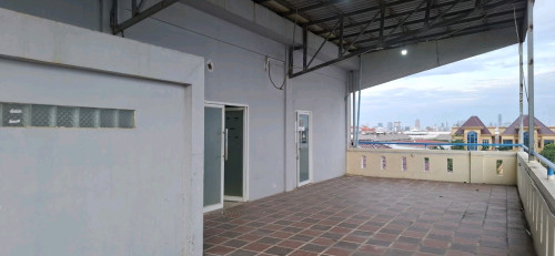 Building for Rent on Duong Ngaep Street