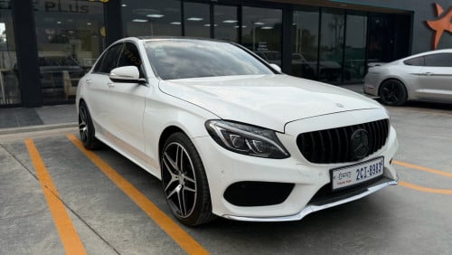 C300 AMG Night Package