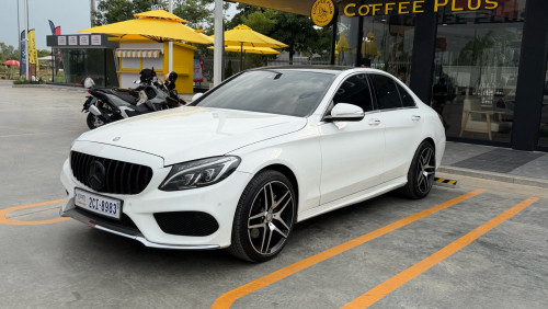 C300 AMG Night Package