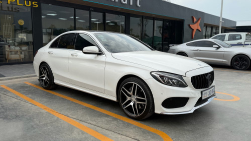 C300 AMG Night Package