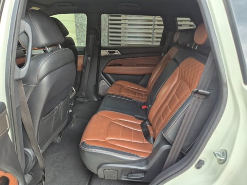 Rexton 2019