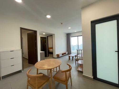 High Floor Nice Decoration 2 Bedrooms Unit for SALE in Urban Village Phase 2