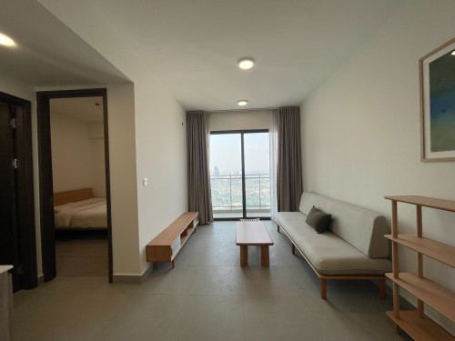 High Floor Nice Decoration 2 Bedrooms Unit for SALE in Urban Village Phase 2