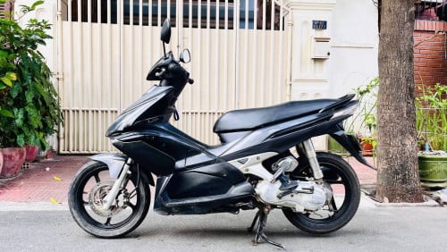 HONDA C110 450$ , 110cc , 2010 , Japan have lD card