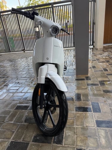 Honda cub E