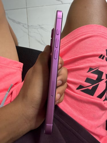 iPhone 16plus. LlA 512g ដាក់សុីមបាន2