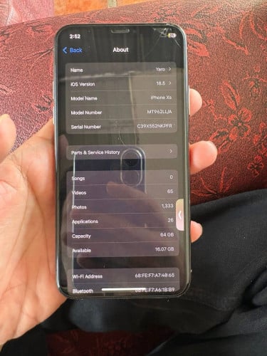 iPhone xs លក់វិញ