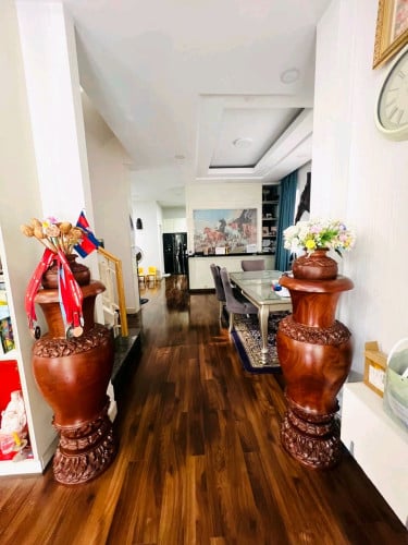Jasmina Villa Peng Hout បឹងស្នោ