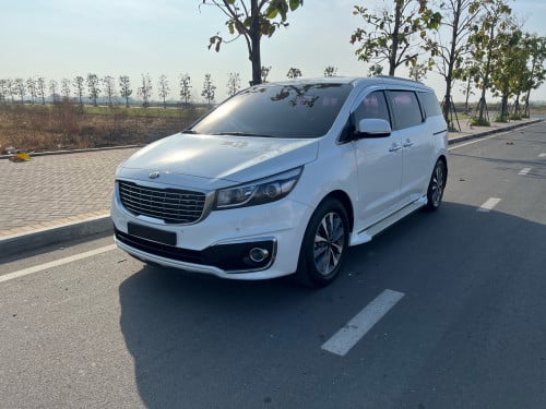 Kia Canival 2015