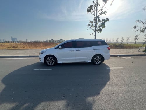Kia Canival 2015