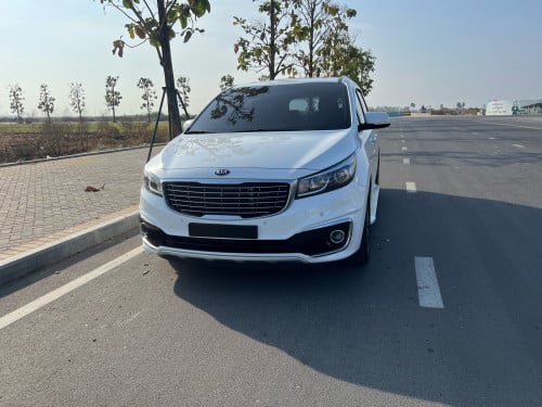 Kia Canival 2015