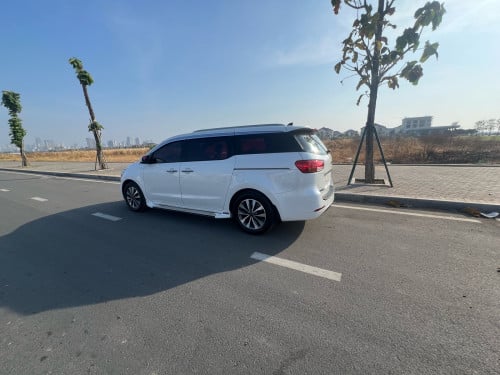 Kia Canival 2015