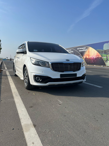 Kia Canival 2015