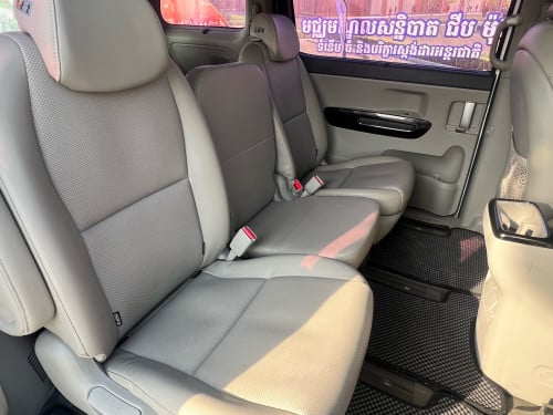 Kia Canival 2015
