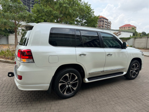Land Criuser VX.S 2020 grand touring
