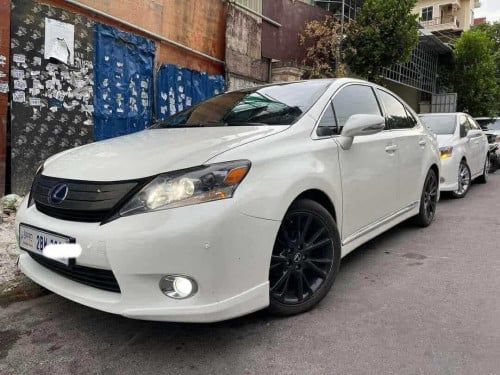 LEXUS HS250h Full Premium ក្នុងលឿង​ ពណ៌​សរកាំម៉ៃ​  ម្ចាស់ប្រេីថែរ​  ឯកសារ​គ្រប់​
