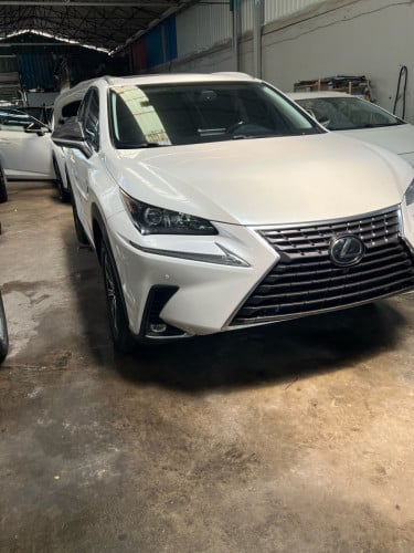 Lexus NX 200t Luxery 2015