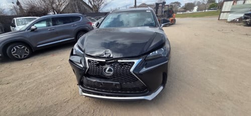 Lexus NX200T ឆ្នាំ​ 2016