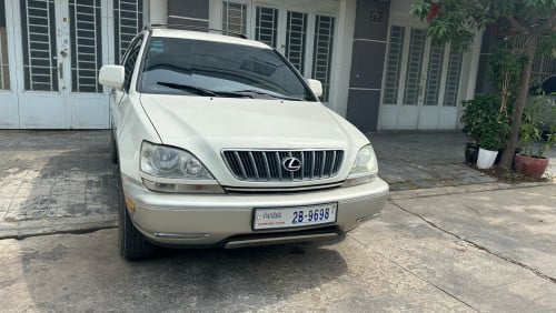 Lexus RX300 ឆ្នាំ​2000 ពណ៌​ស​កាំ​ម៉ៃ​ ម្ចាស់​ដើម​