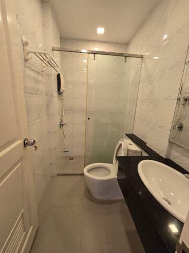 Link A for rent in Borey Chip Mong land sensok Aeon2 price 800$ negotiable
