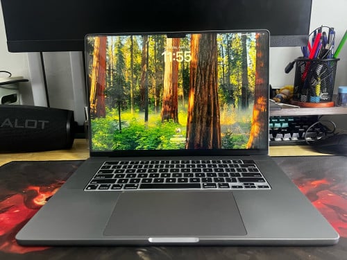 MacBook M1 Pro 16inch 512G Ram16G ថ្មី98% លក់ប្រញាប់លុយ 900$ ដាច់ហាមត