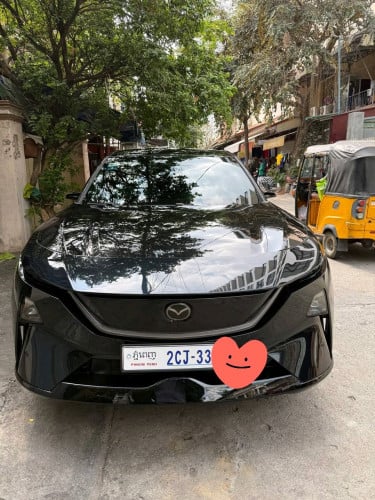 Mazda Ez60