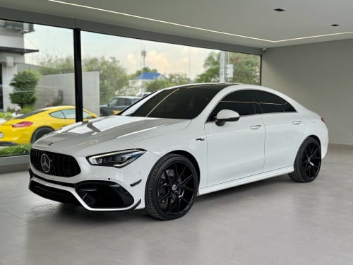 Mercedes Ben CLA250 ឡើង45s 2020