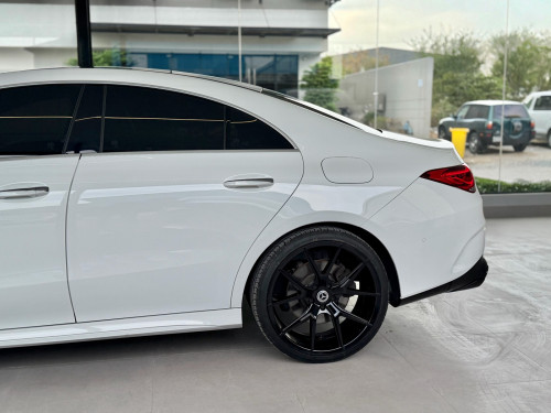 Mercedes Ben CLA250 ឡើង45s 2020