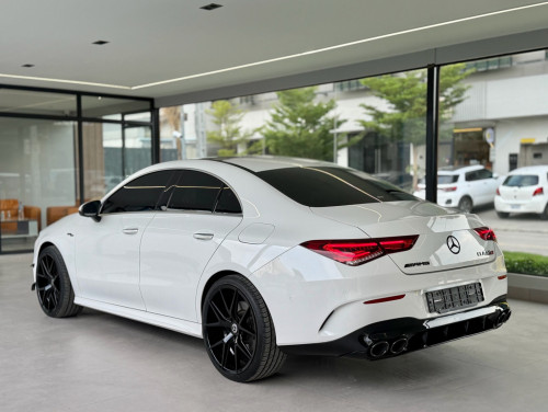 Mercedes Ben CLA250 ឡើង45s 2020