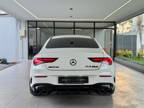 Mercedes Ben CLA250 ឡើង45s 2020