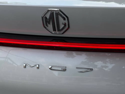 MG7 2025 Full option