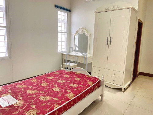 Nice Villa 4 Bedrooms for RENT near AEON MALL 2_Sen Sok
