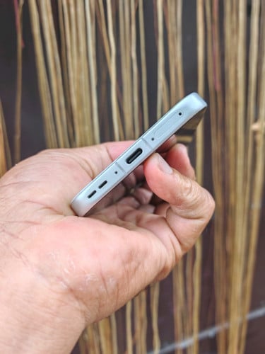 Oppo Find X8 12g/256g_CH(វៃដូរបាន)👉$365