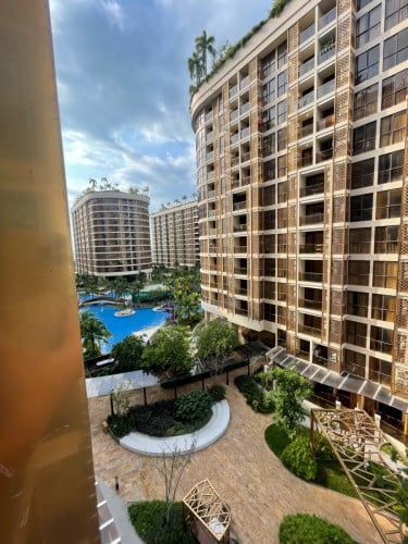 Orkide the Royal condominium big balcony