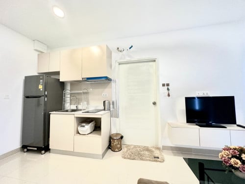 Park land condo 1 bedroom