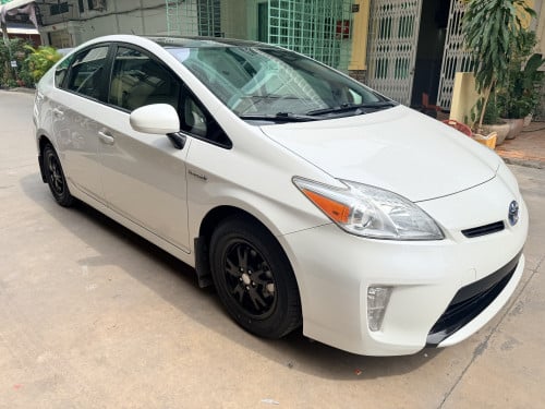 Prius 2012 Option 3 Solar ស កាម៉ៃ (ក្រដាសពន្ធ) for sale