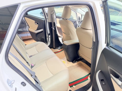 Prius 2012 Option 3 Solar ស កាម៉ៃ (ក្រដាសពន្ធ) for sale
