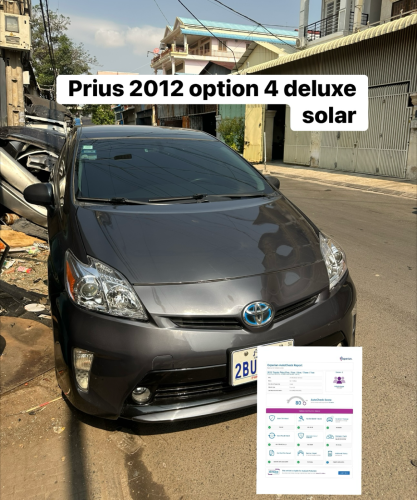 Prius 2012 option 4 deluxe solar