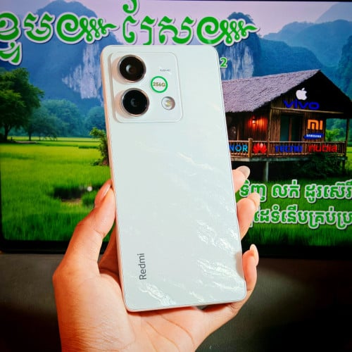 Redmi Note 13 5G ស្អាត99.99% (វ៉ៃដូបាន)មានធានាច្បាស់លាស់ត្រឹមត្រូវ